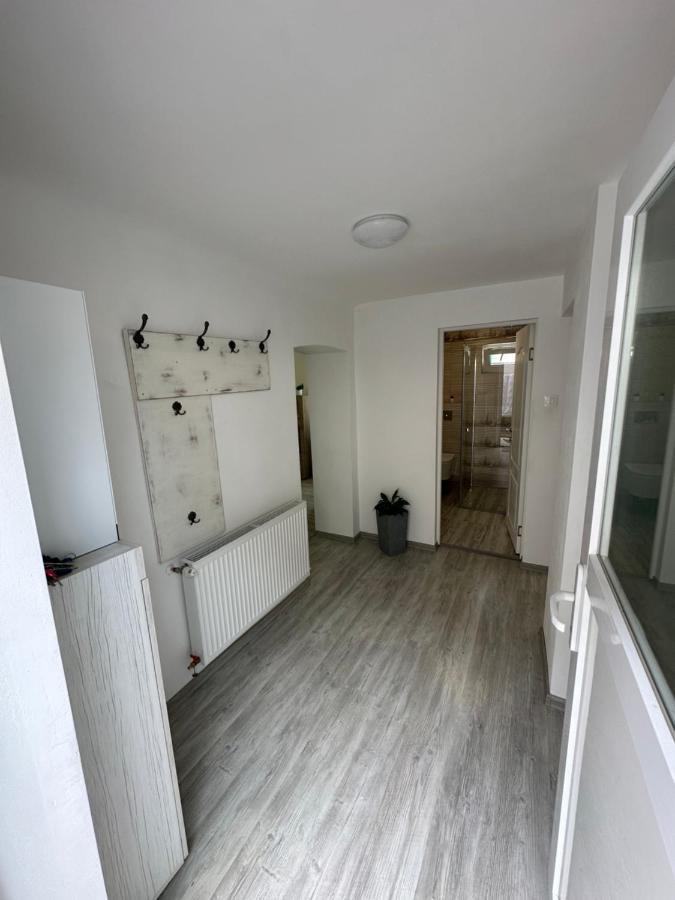 Nema S Apartment Brașov Exterior foto
