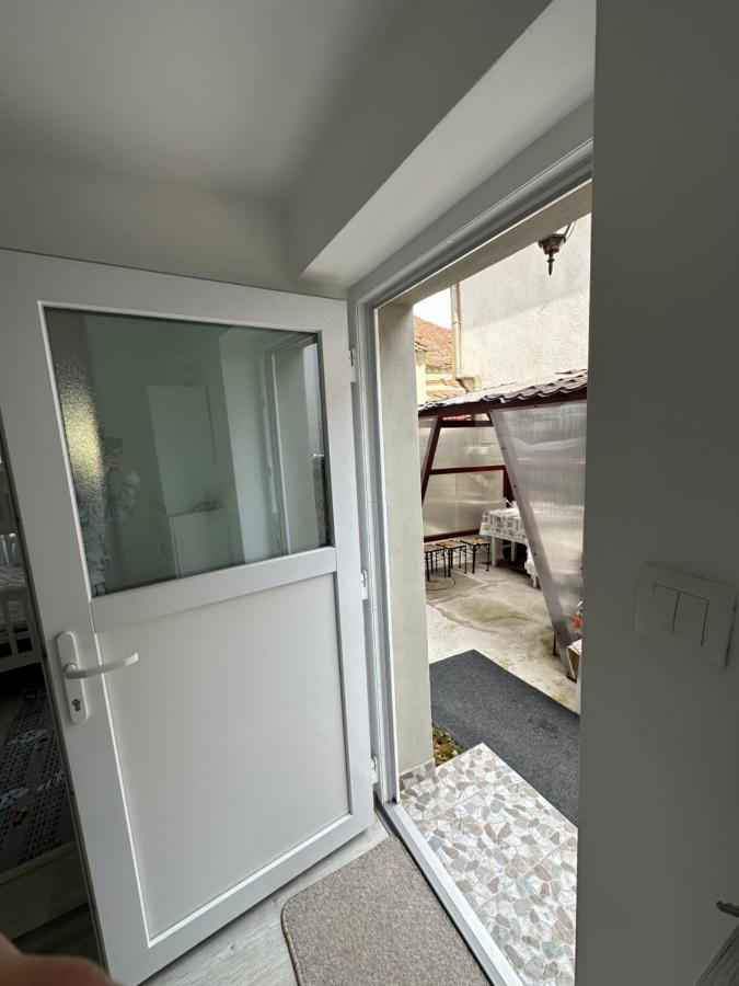 Nema S Apartment Brașov Exterior foto